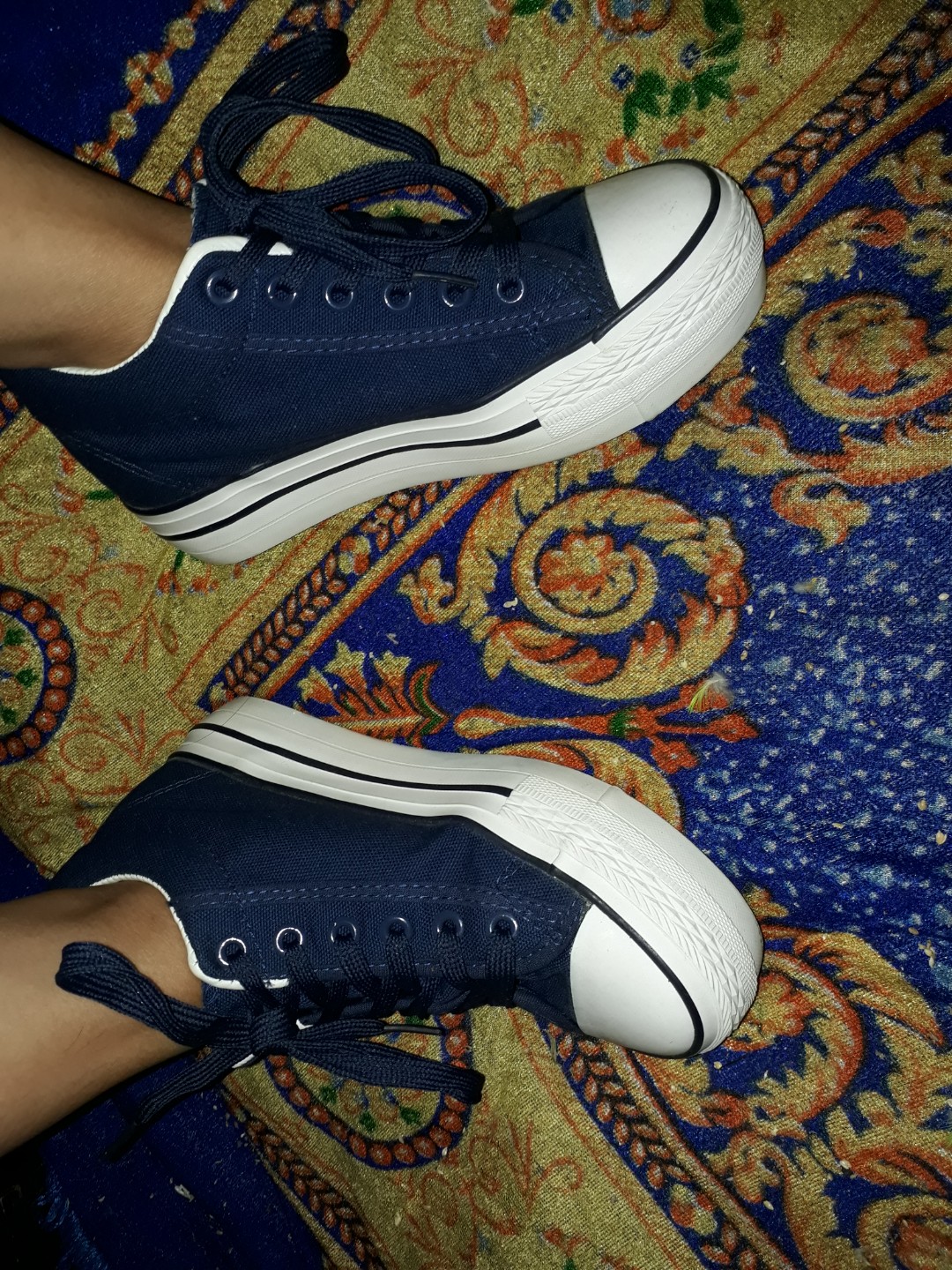 platform converse look alike