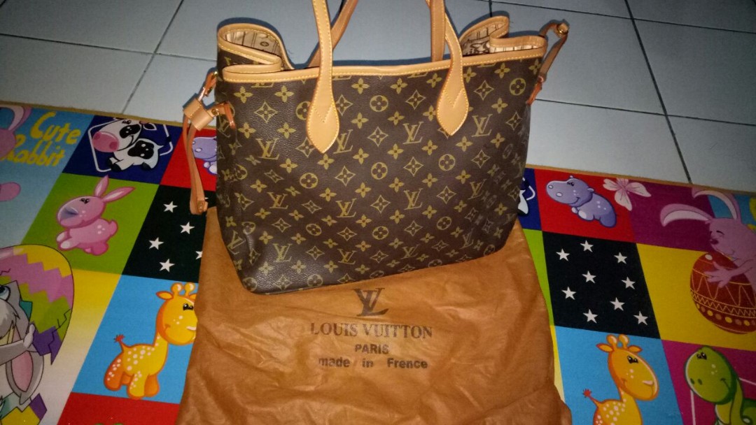 Jual Tas wanita Hand bag merk : LV - Jakarta Utara