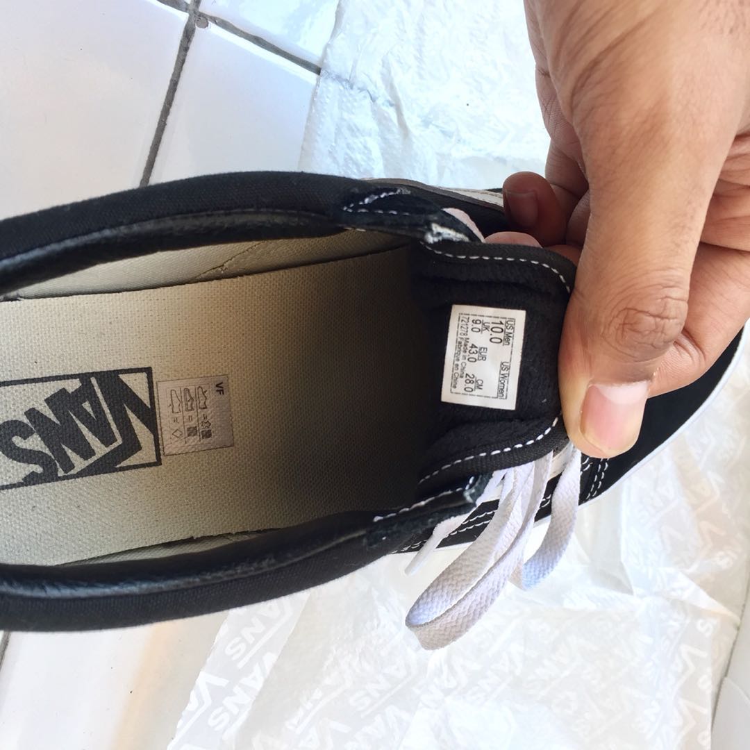 black vans size 10