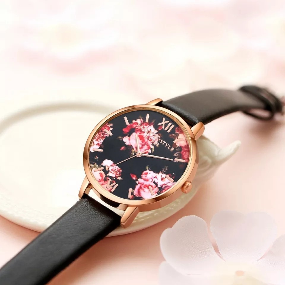 2018 Trendy Women Quartz Watch
