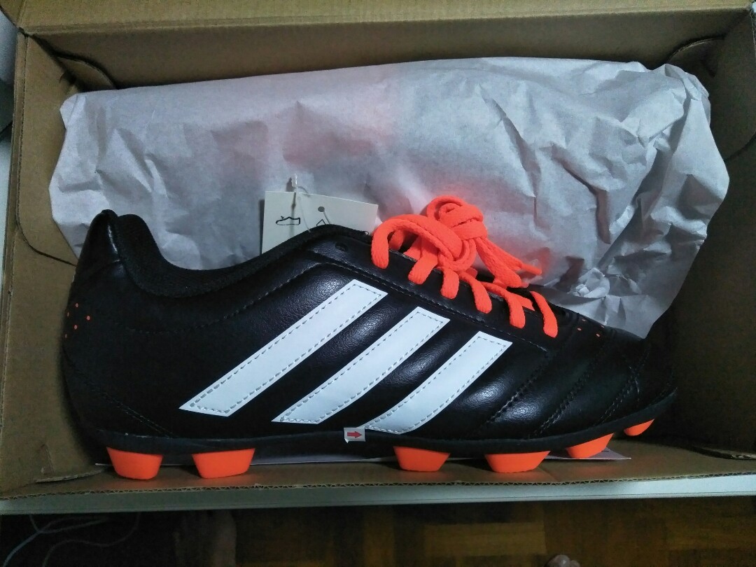 Free new arrivals soccer boots