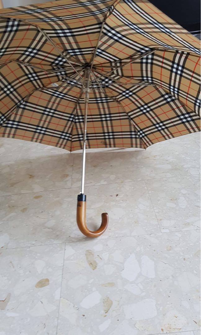 burberry umbrella Authentic Luxury Accessories on Carousell