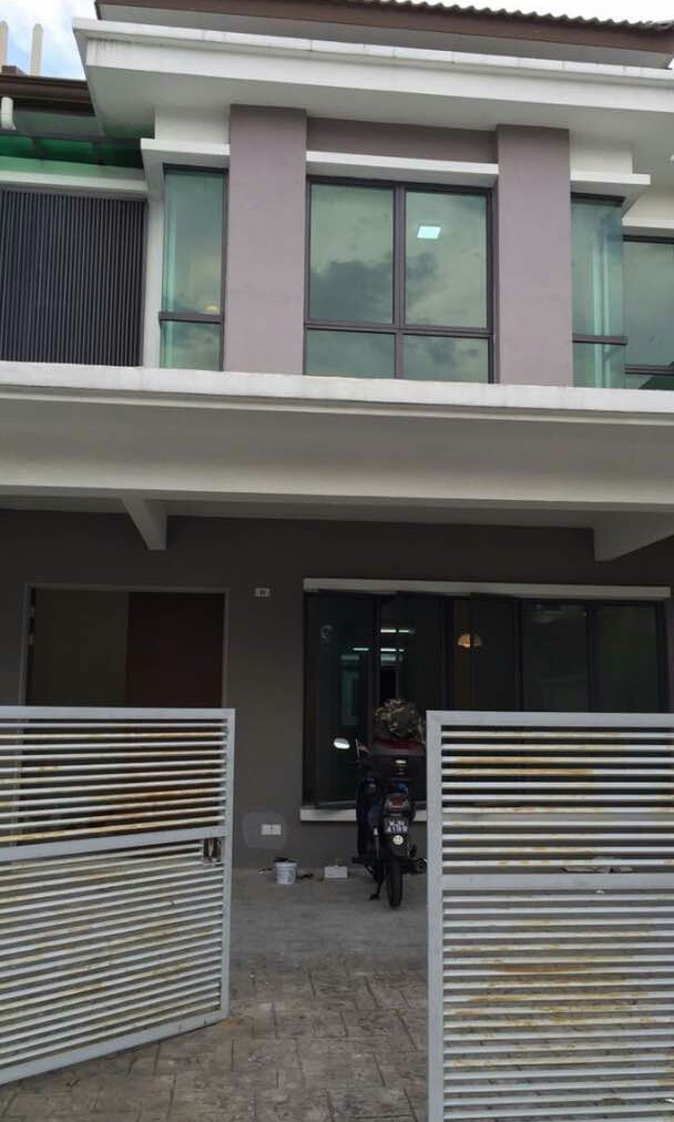 D Infinity Bandar Damai Perdana 2 Storey Superlink House For Sale Property For Sale On Carousell