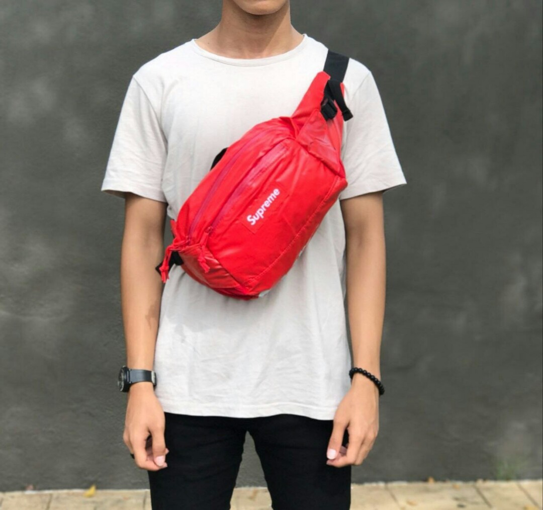 Supreme fw17 shop fanny pack