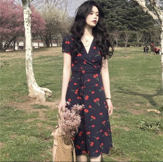 Cherry outlet black dress