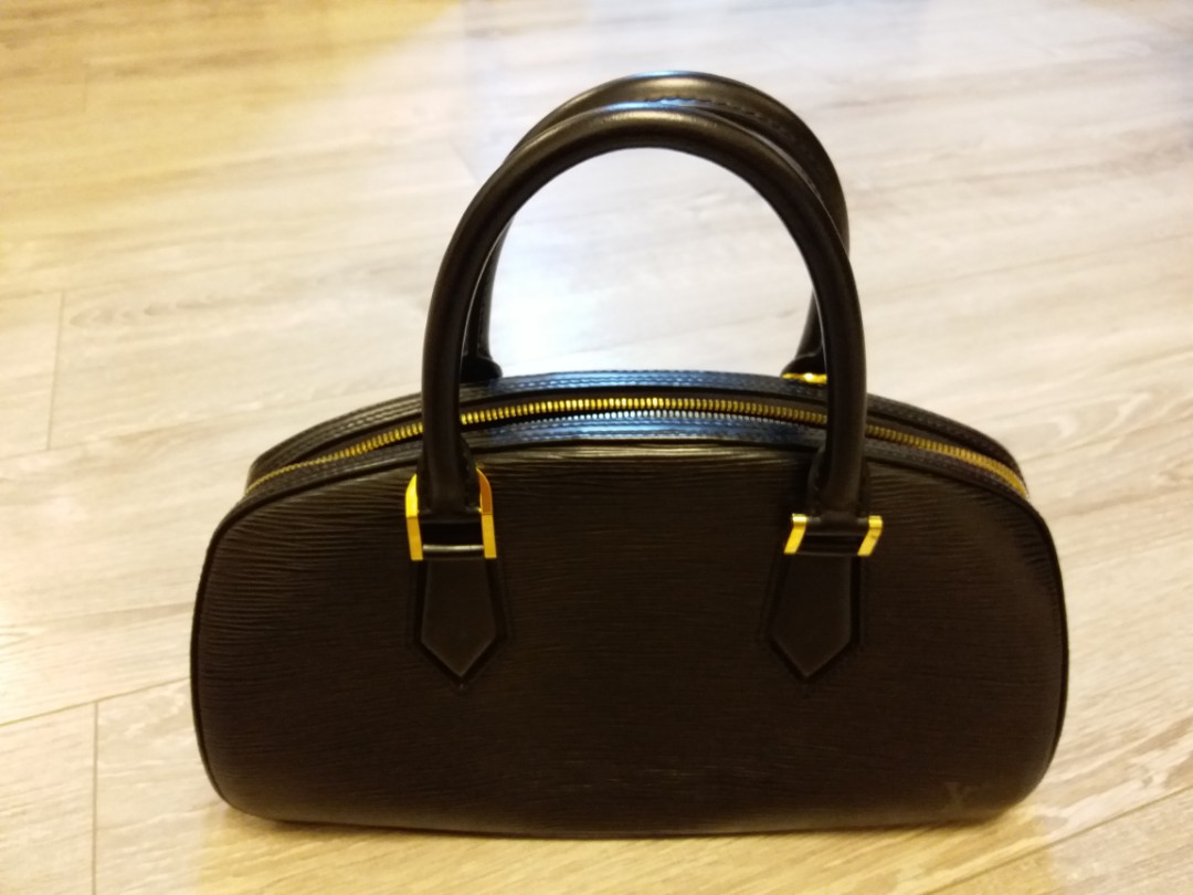 lv hand luggage