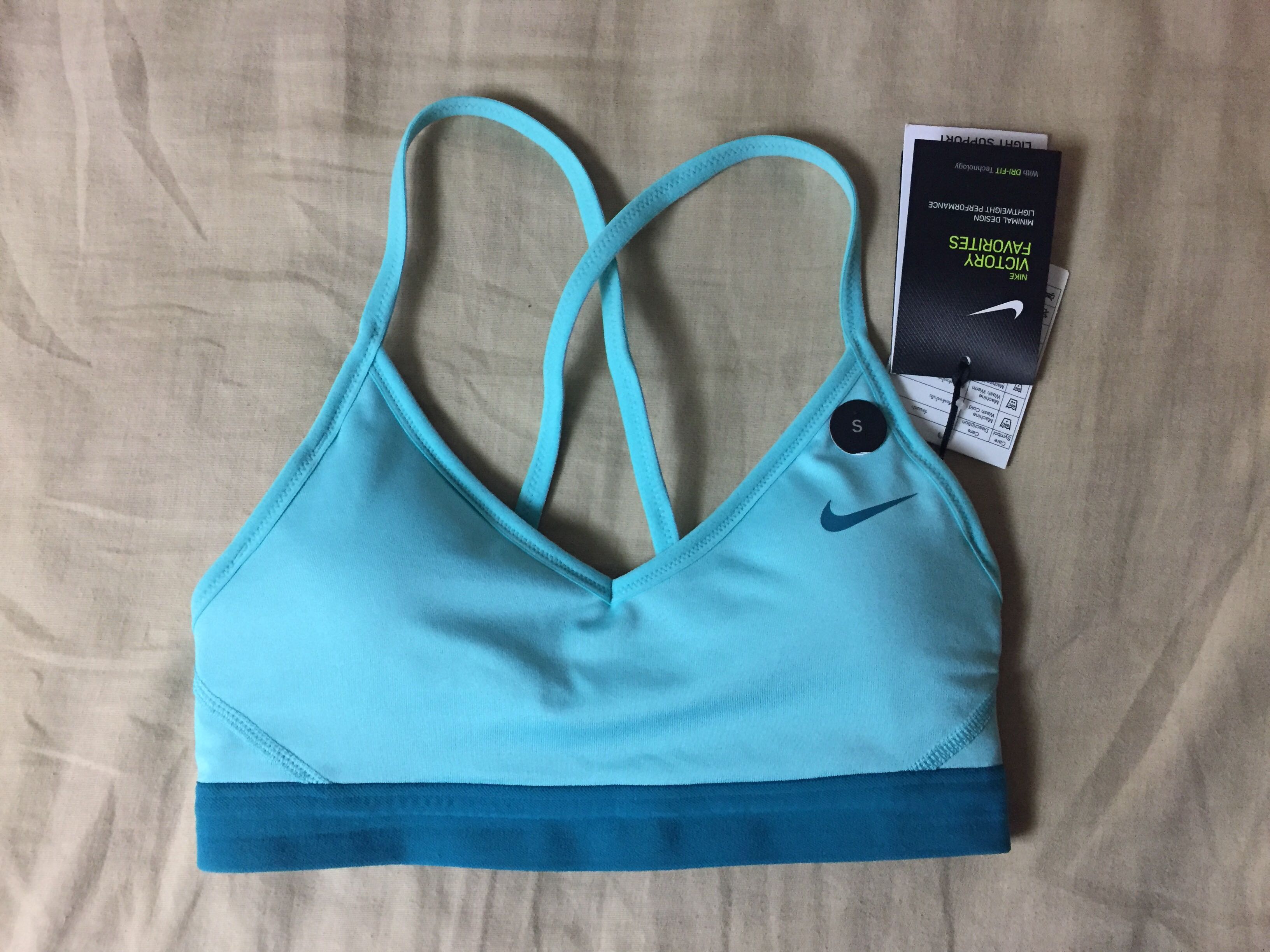 blue sports bra nike