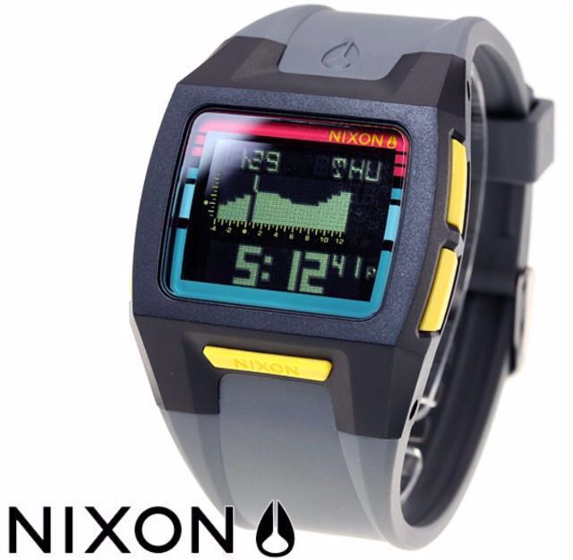 Nixon lodown best sale watch