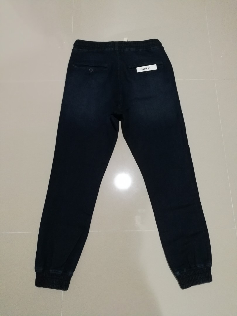 Zara Denim Jogger Pants, Men's Fashion, Bottoms, Trousers on Carousell