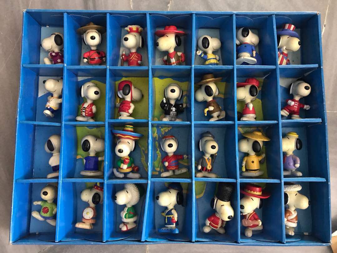 Mcdonald snoopy 1998 top