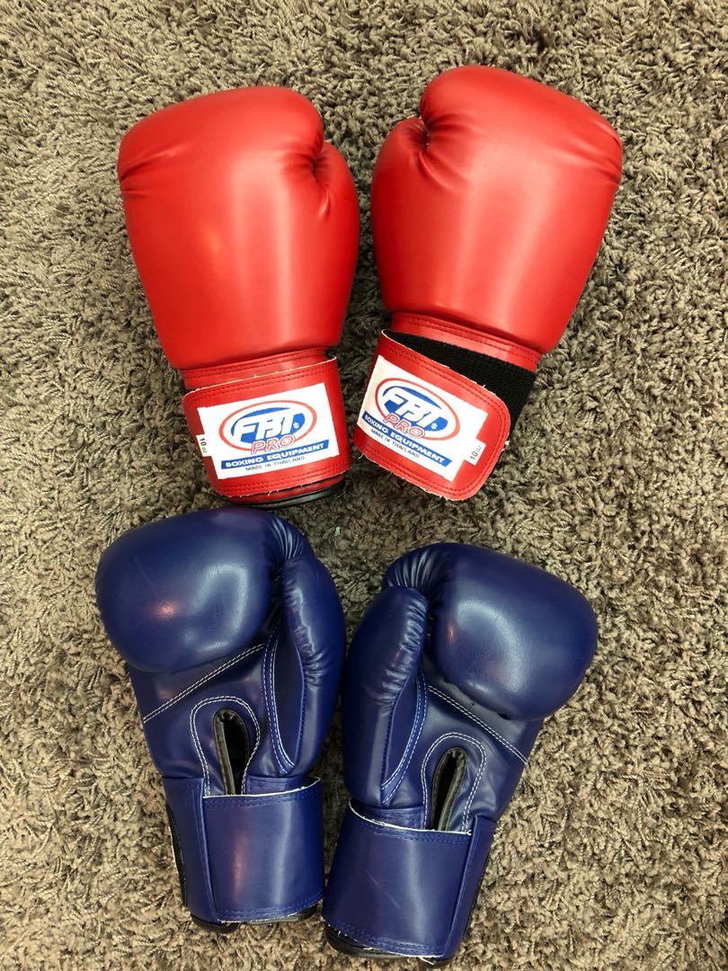 Boxing Gloves, Sports Equipment, Sports & Games, Racket & Ball Sports