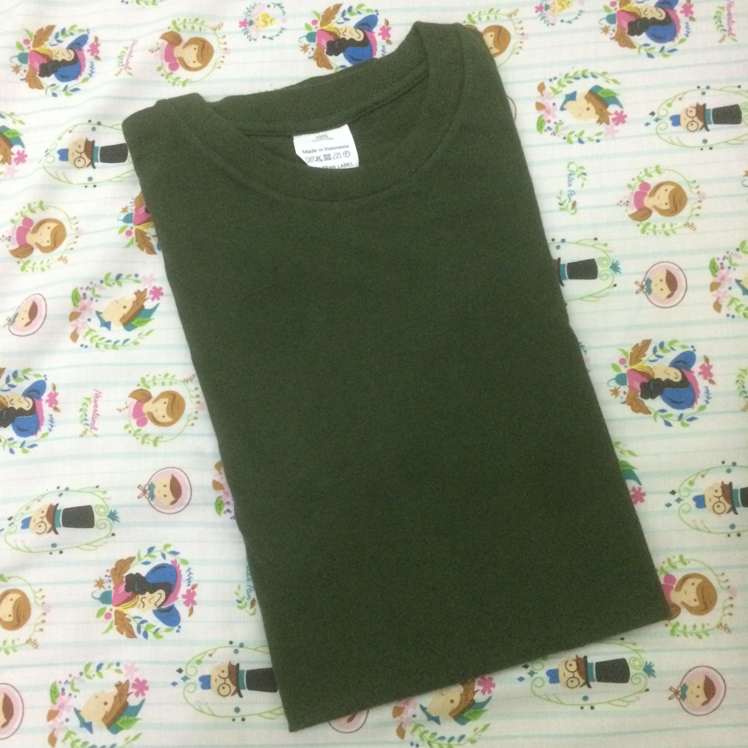 Desain Kaos Polos Hijau Army | Klopdesain