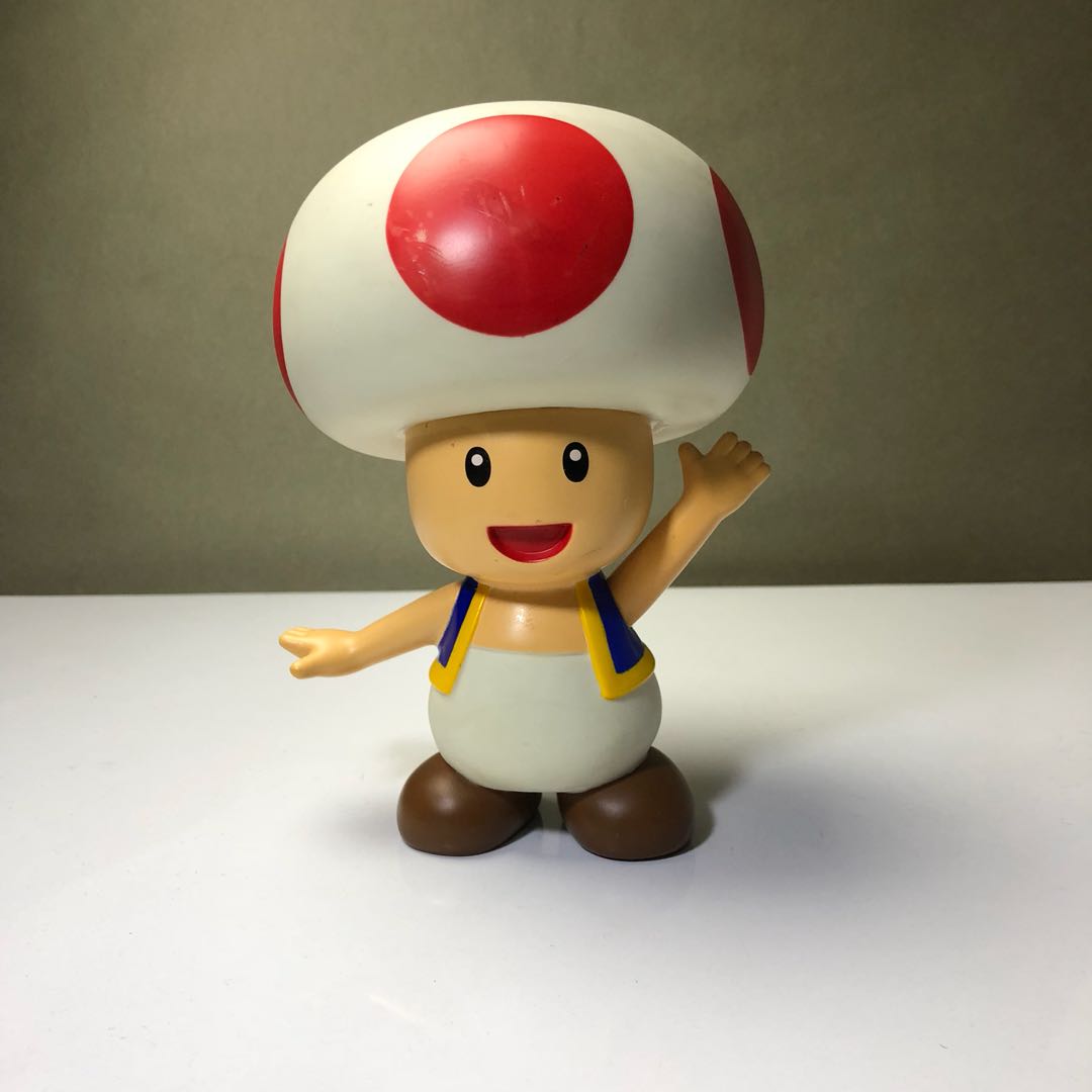 Nintendo Super Size Toad, Hobbies & Toys, Toys & Games on Carousell