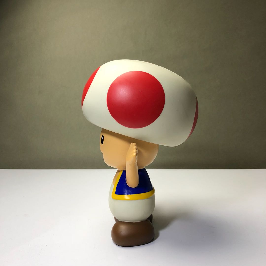 Nintendo Super Size Toad, Hobbies & Toys, Toys & Games on Carousell
