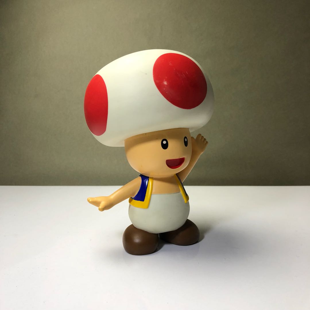 Nintendo Super Size Toad, Hobbies & Toys, Toys & Games on Carousell