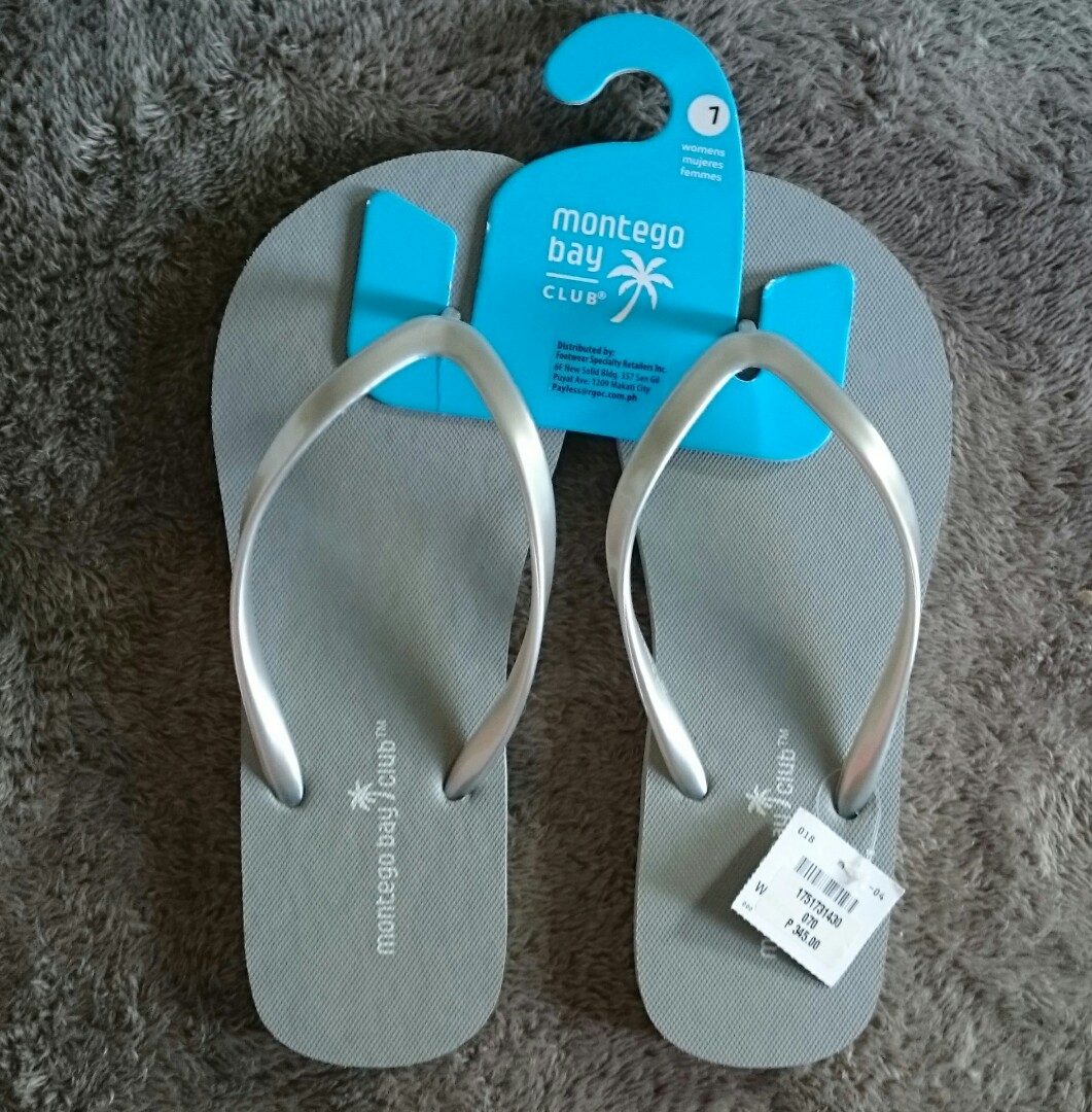 Payless Montego Bay gray slippers Women s Fashion Footwear Slippers and slides on Carousell