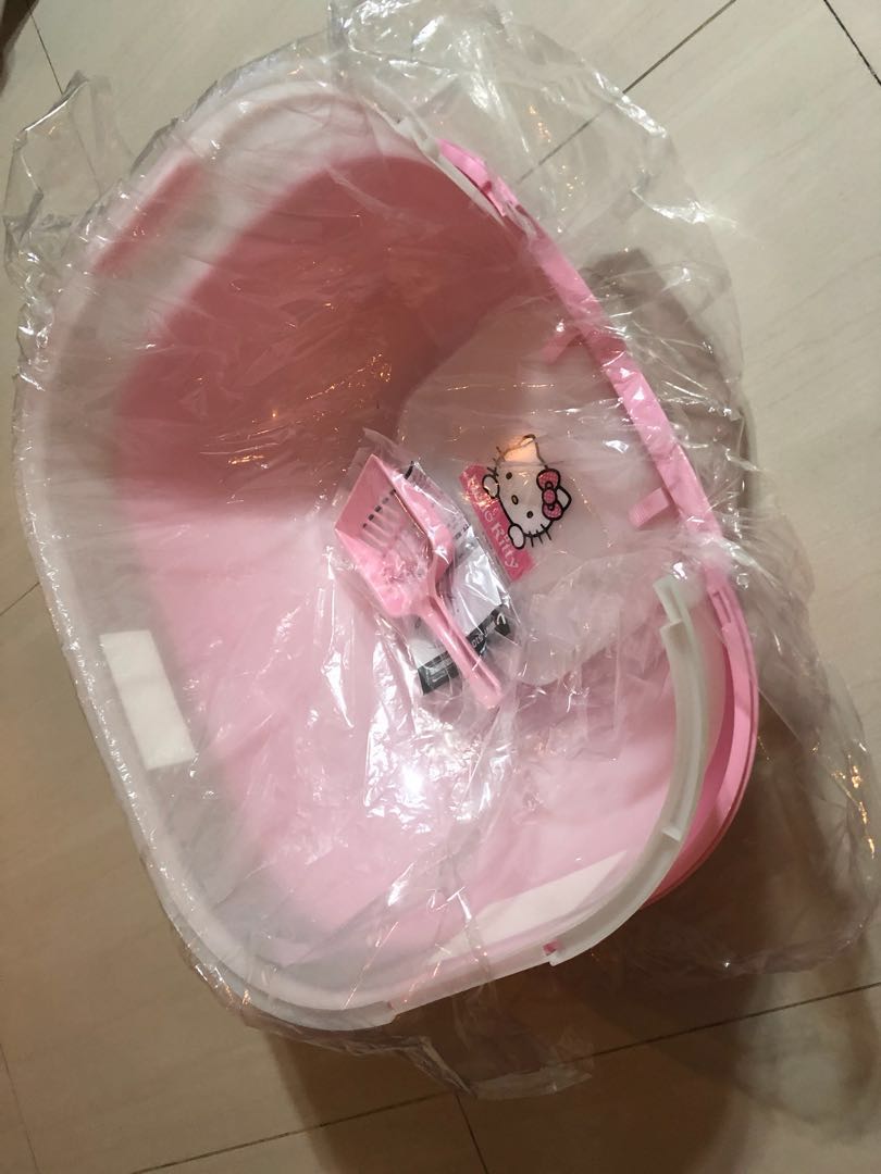 Sanrio Hello Kitty Cat Litter Box, Pet Supplies, Homes & Other Pet