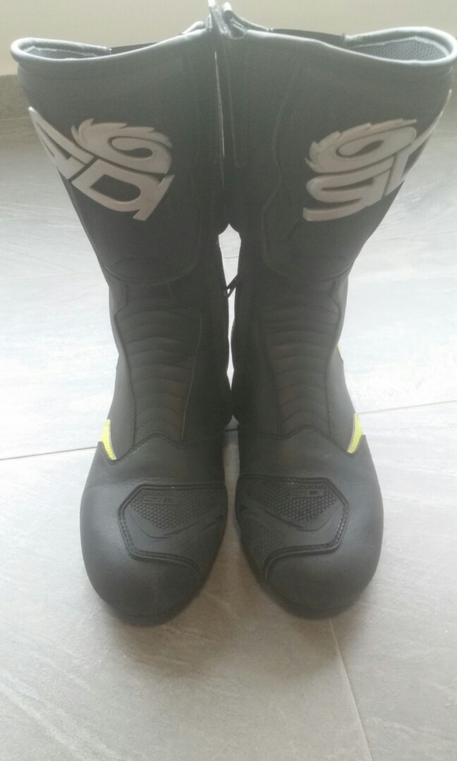 Sidi black sale rain boots