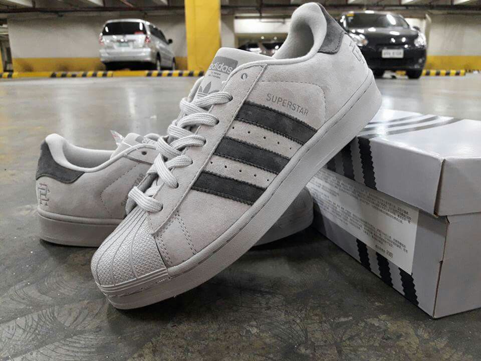 adidas superstar champs