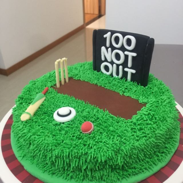 Cricket Theme Cake / Customised cake / Birthday Cake, Food & Drinks