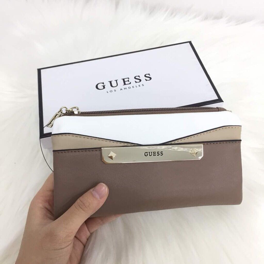 purses guess