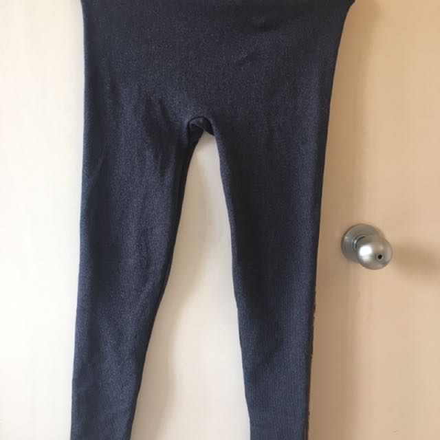 legging (Category: Clothes) located in Toronto. Submitted by asari22 (Listing ID 170225421, Image 2). Description: 5 for each, 12 for 3 trade is acceptable meet up stc, stn.