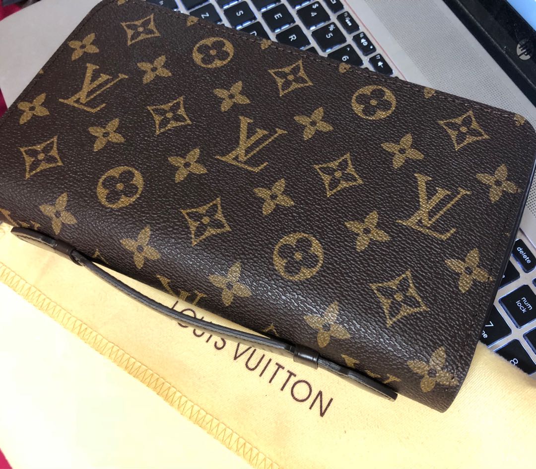 louis vuitton gucci backpack