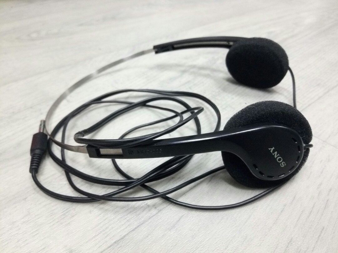 Sony cheap mdr 006