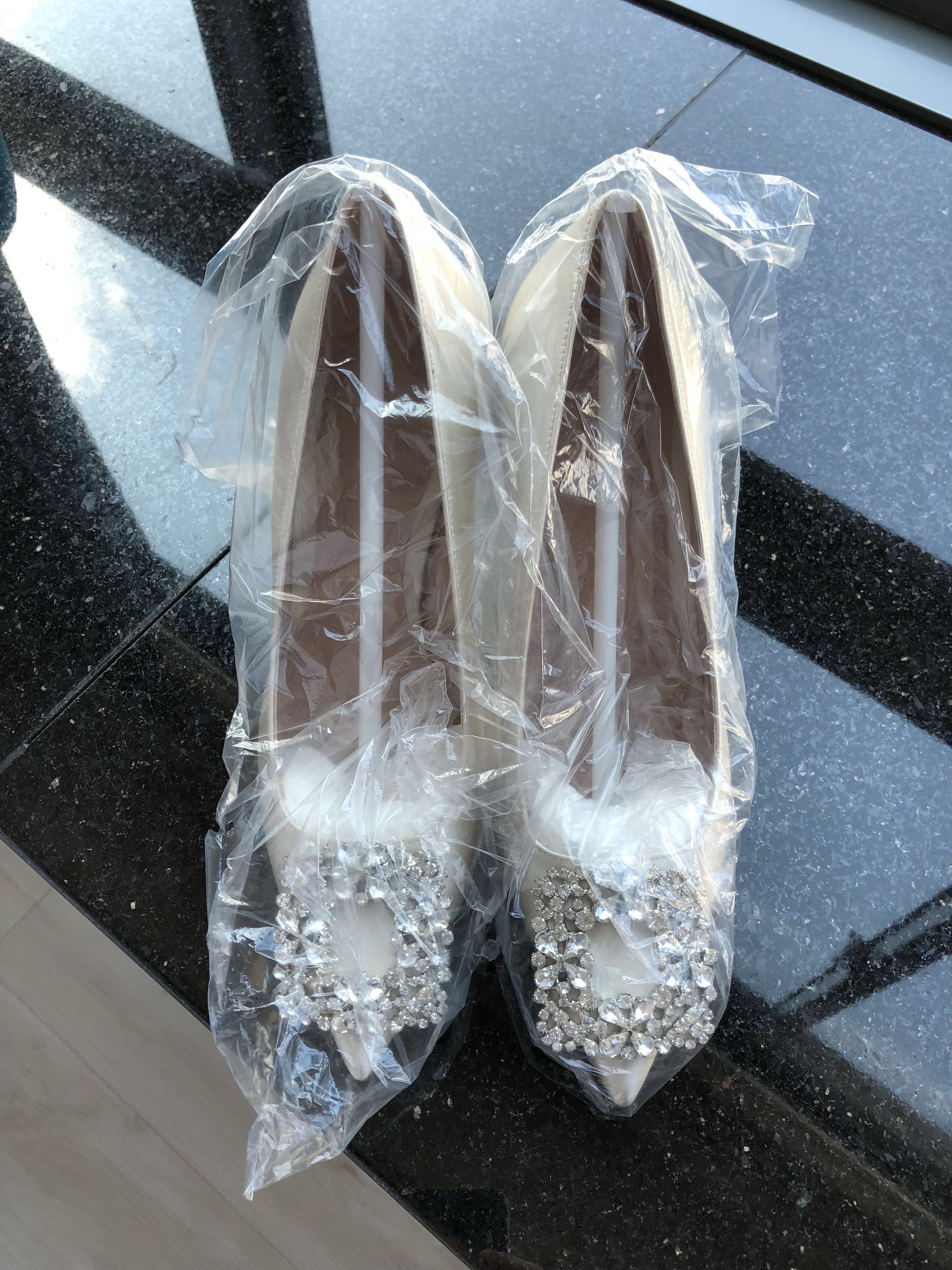 Weitzman shoes sale outlet