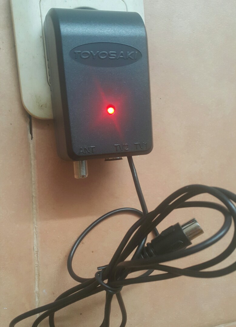 Toyosaki Outdoor TV Antenna AIO-220, Elektronik, Lainnya di Carousell