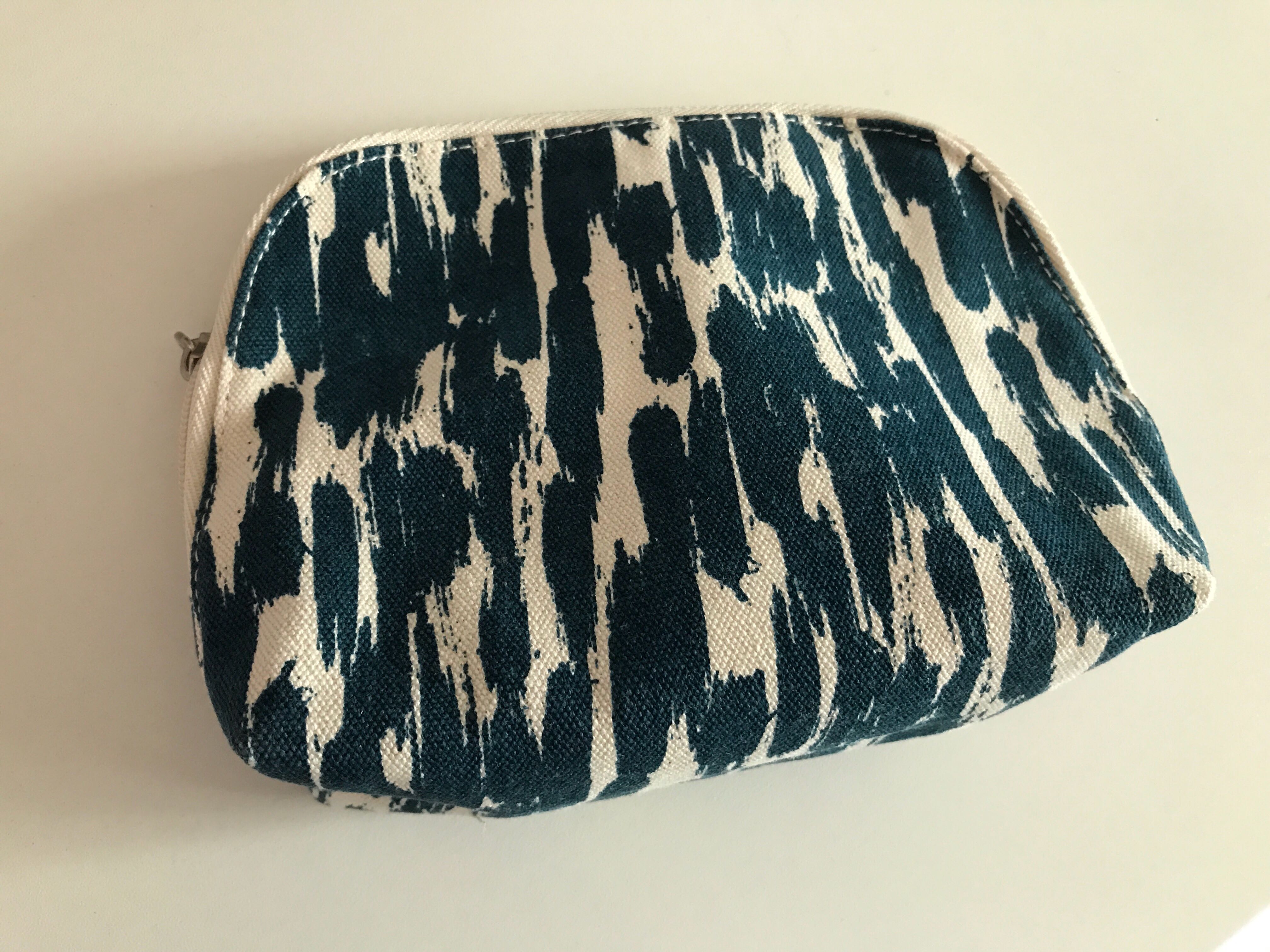 100 New Origins Makeup Bag Health Beauty Makeup On Carousell