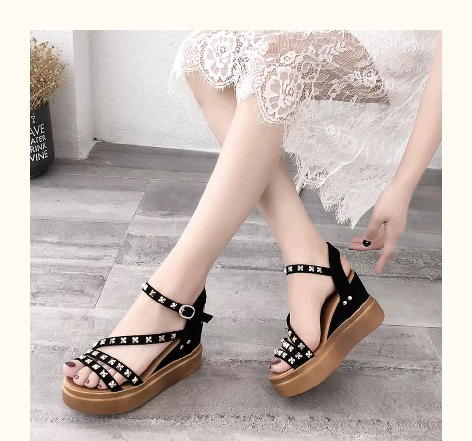 stylish platform shoes