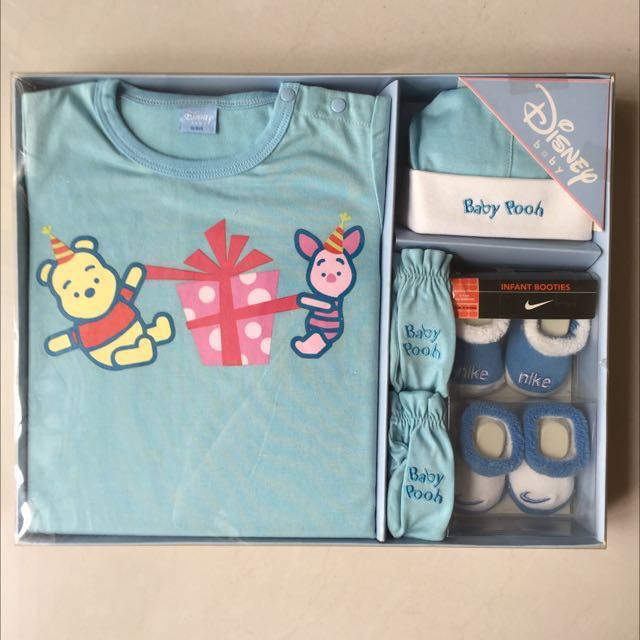 nike infant gift set