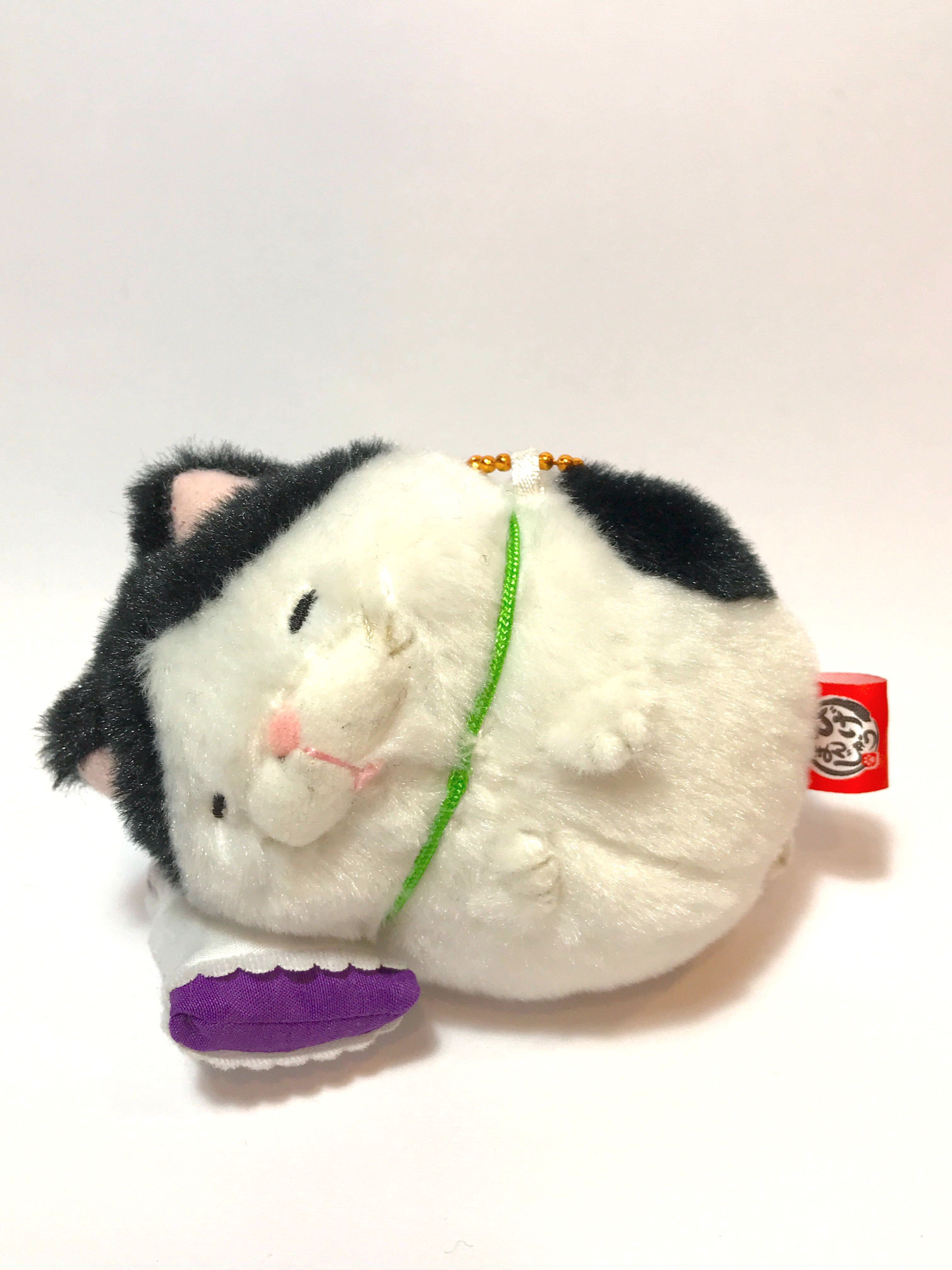 AMUSE Sleeping White Cat Plush, Hobbies & Toys, Toys & Games on Carousell
