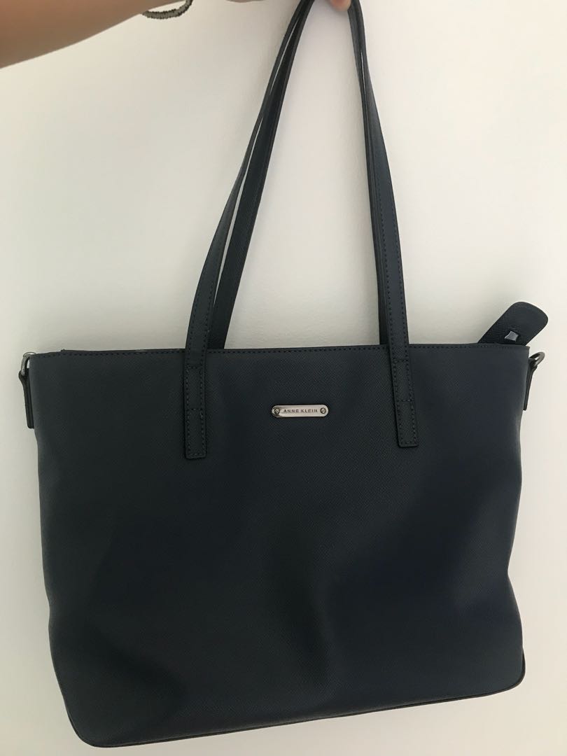 Anne Klein shoulder bag (moving out
