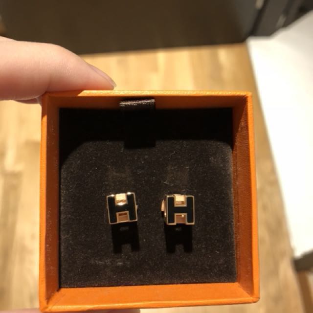 Hermes h store cube earrings