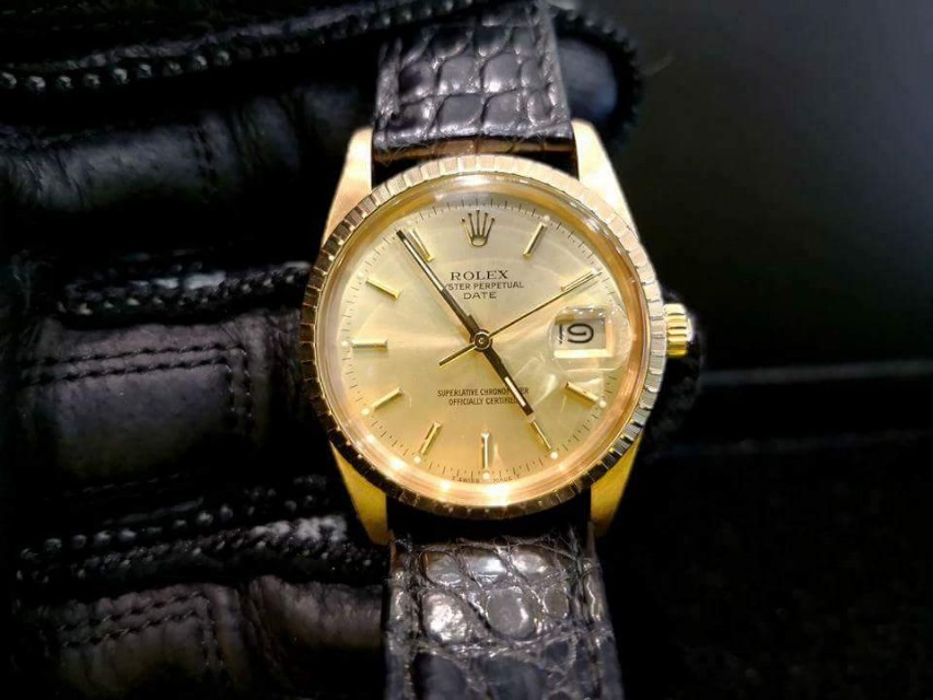 Vintage Rolex 15038 Oyster Perpetual Date 18K Yellow Gold LV Band 34