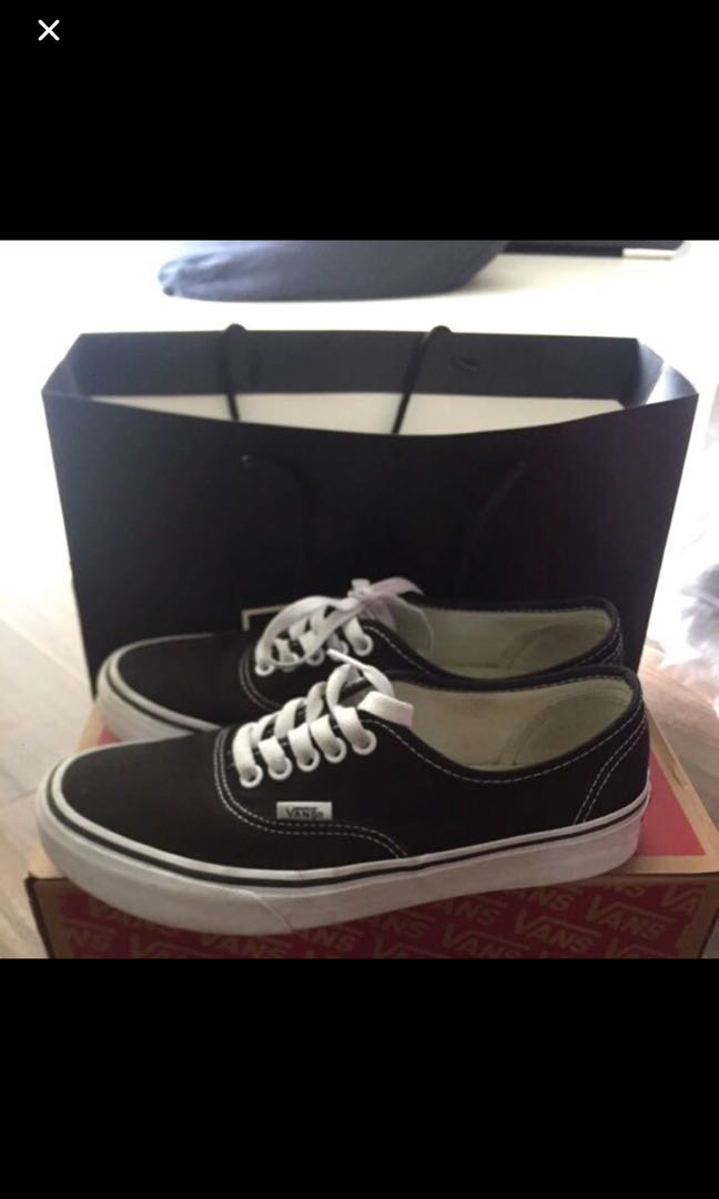Vans New Era authentic, Men's Fashion, Footwear, Sneakers on Carousell
