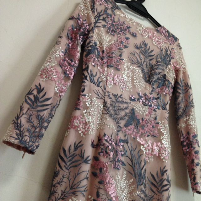 zalia embroidered lace mermaid dress