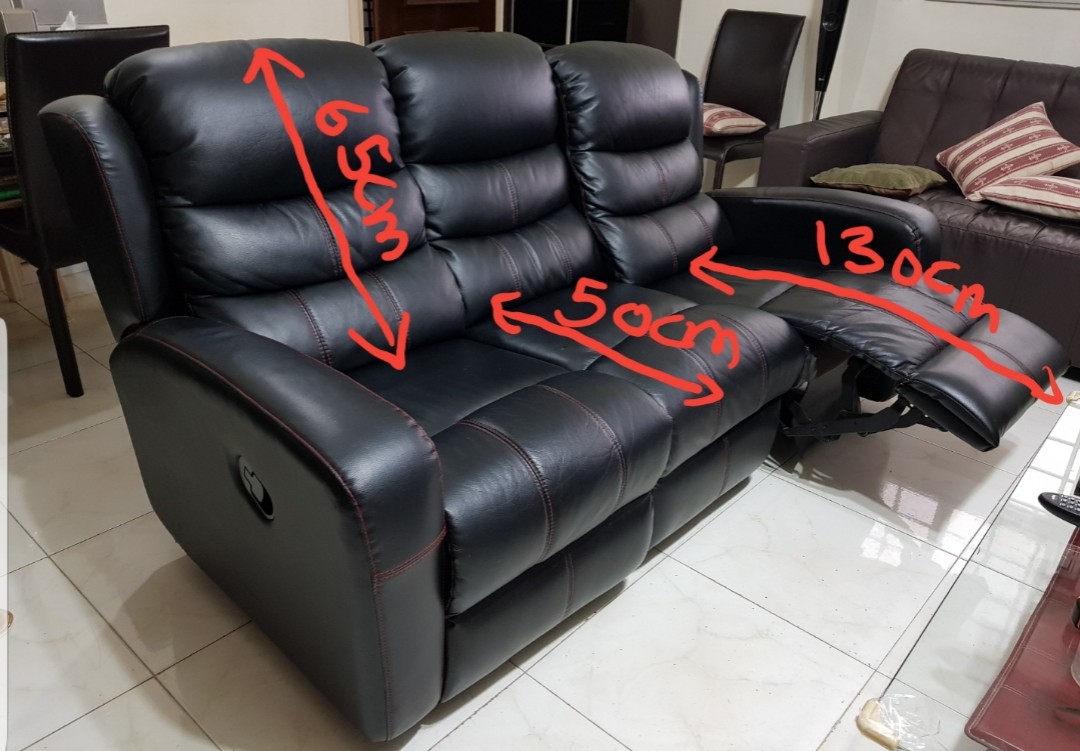 Giveaway free 3 seater Leather Sofa Recliner Used, Furniture & Home