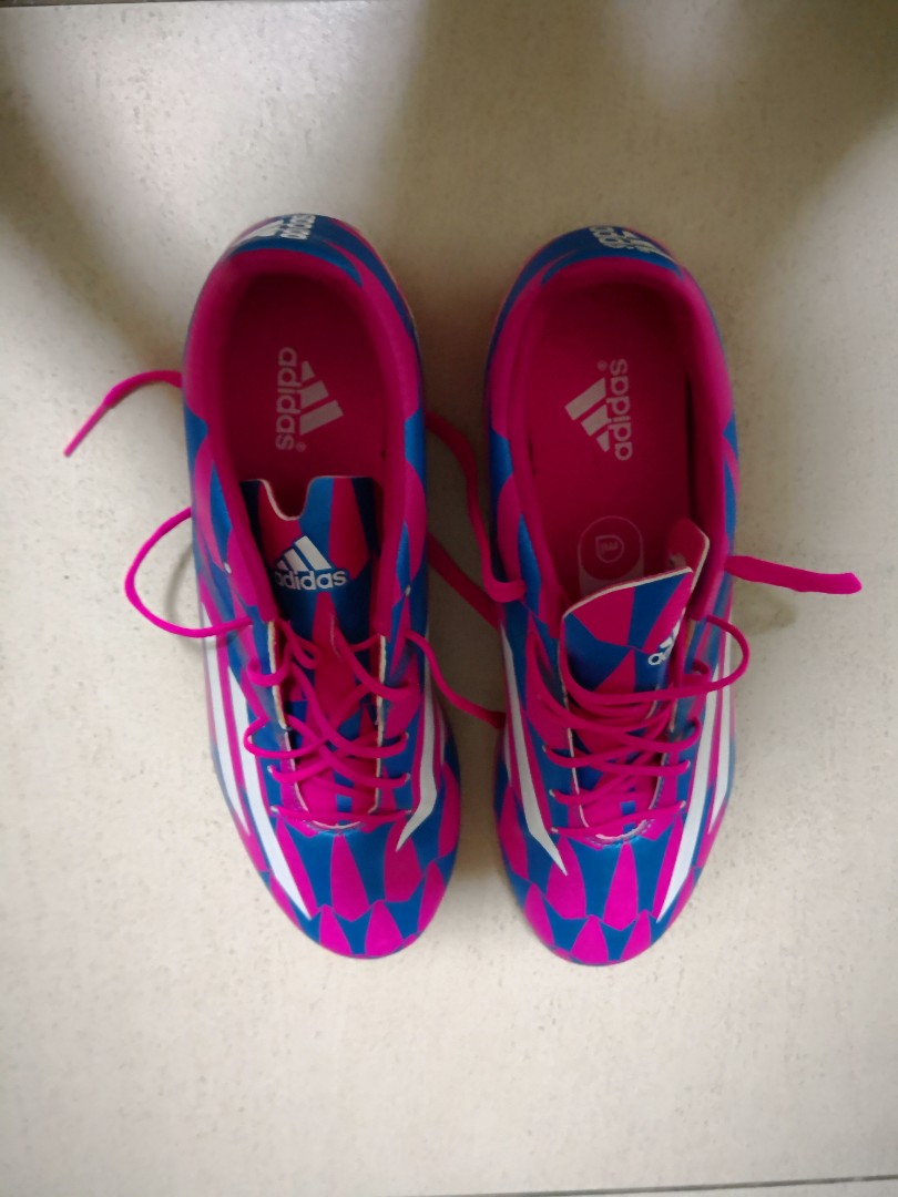 Adidas boots, Men's Fashion, Activewear on Carousell