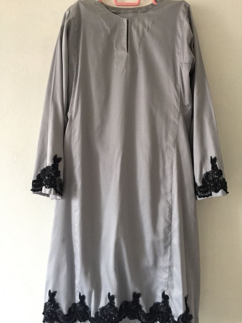 Baju Kurung Kelabu Cair Baju Kurung Light Gray Including Postage To West Malaysia Wincookies Muslimah Fashion Two Piece On Carousell