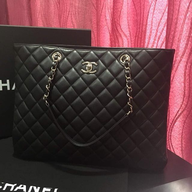 CHANEL Calfskin Quilted Large Classic Shopping Tote Black 1118516