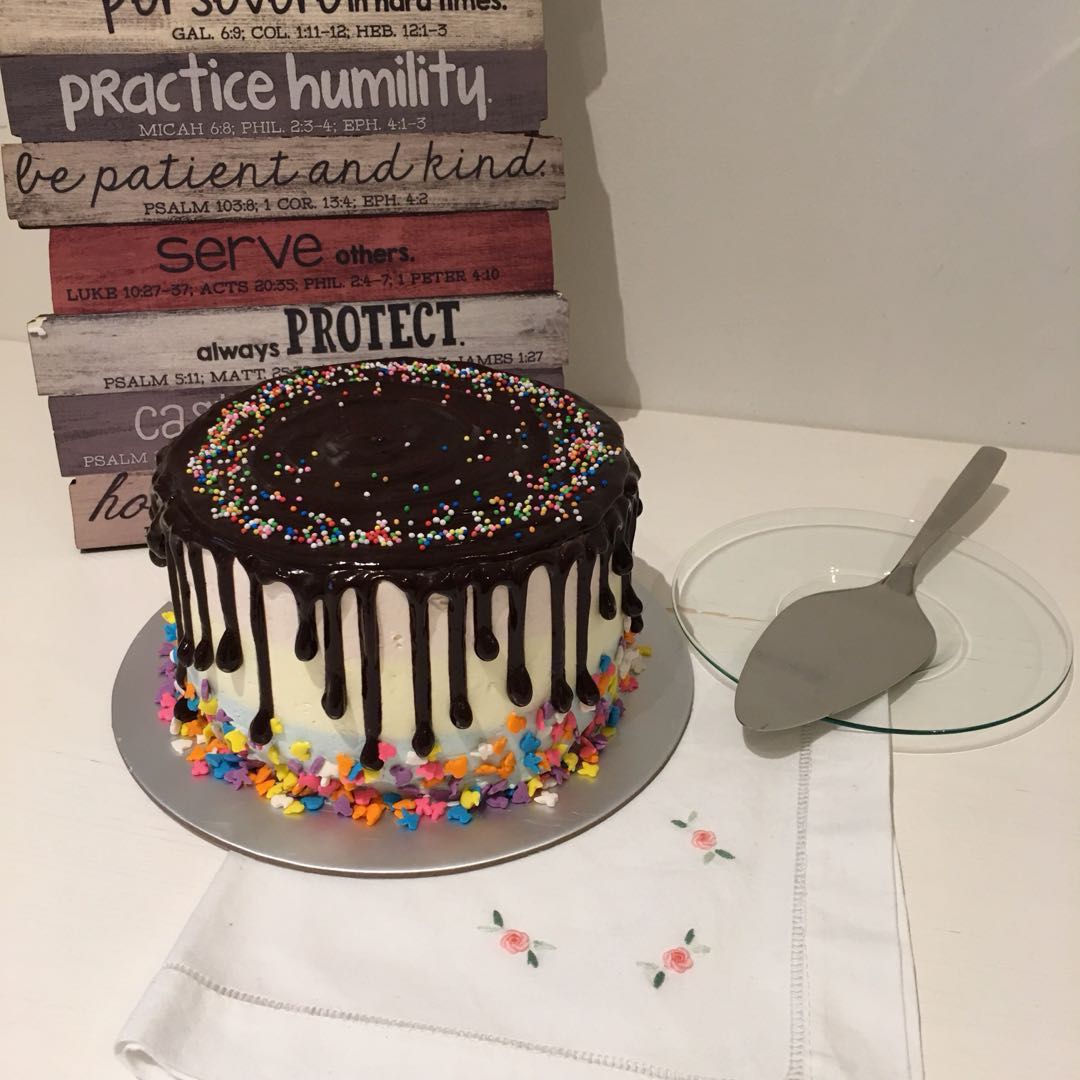 Birthday Cake Heb Custom Cakes Top Birthday Cake