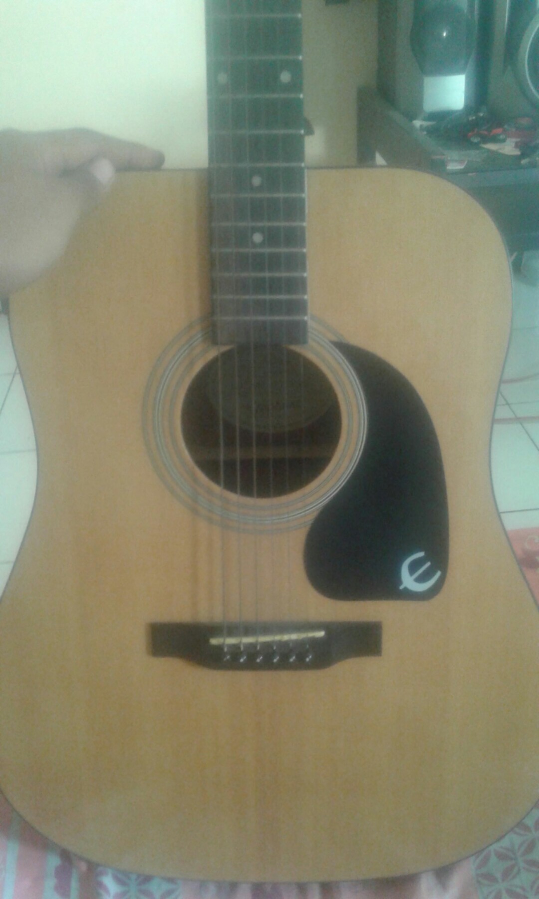Gitar Acoustik Epiphone Dr 100 Musik Media Alat Di Carousell