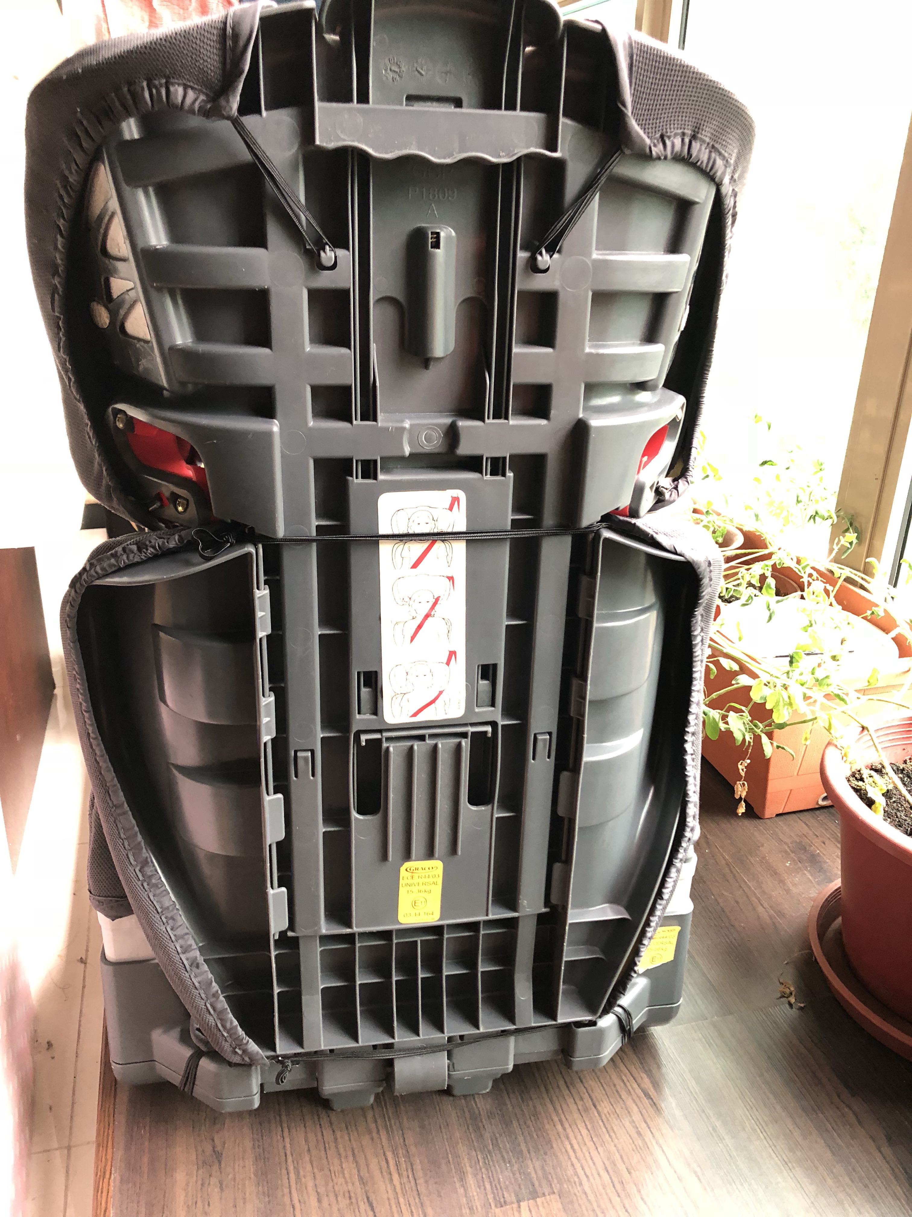 Graco Car Seat Booster Seat ECE.R44 03 Car Accessories Accessories on Carousell