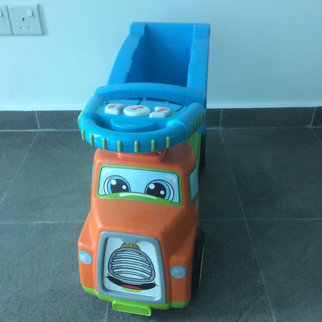 Little Tikes Push And Ride Sand Trucker