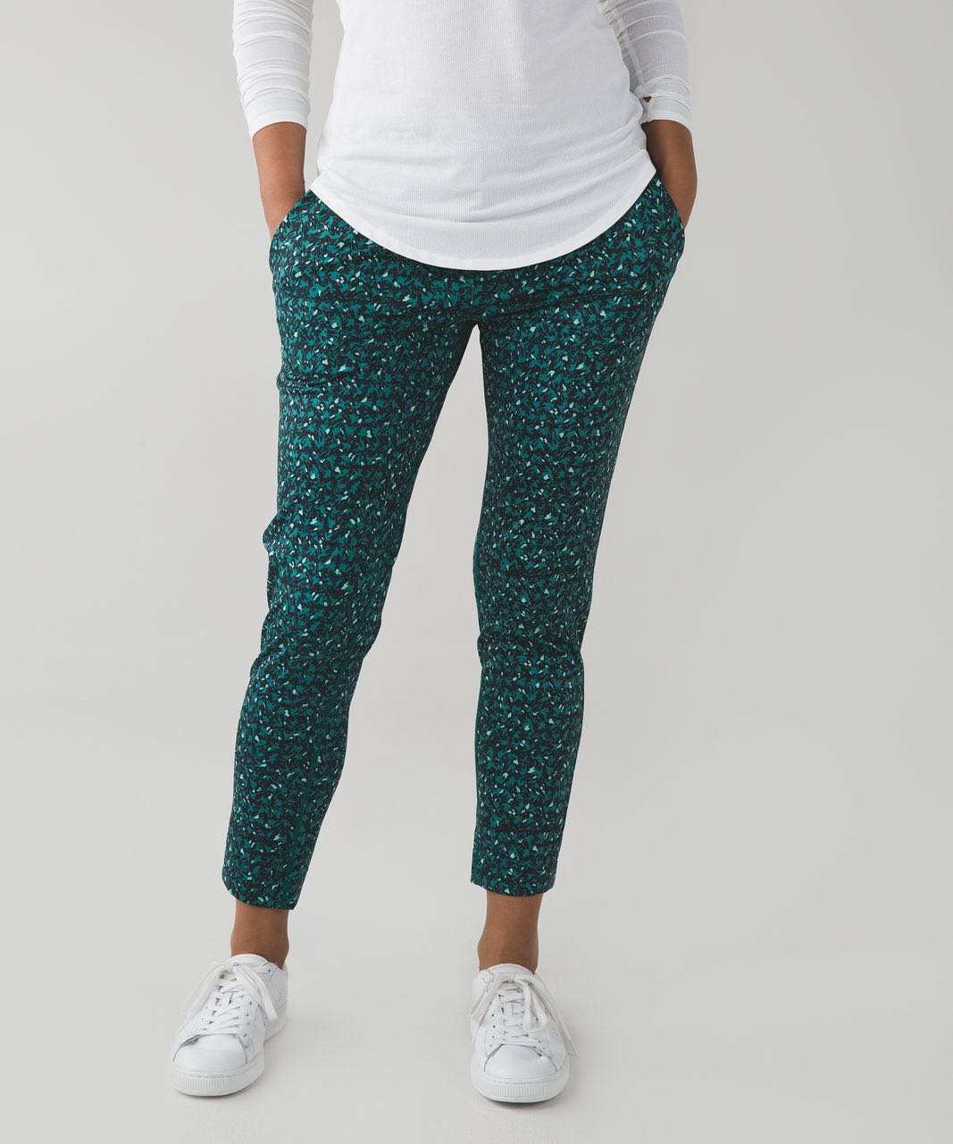 Lululemon Jet Crop (Slim) *Luxtreme 