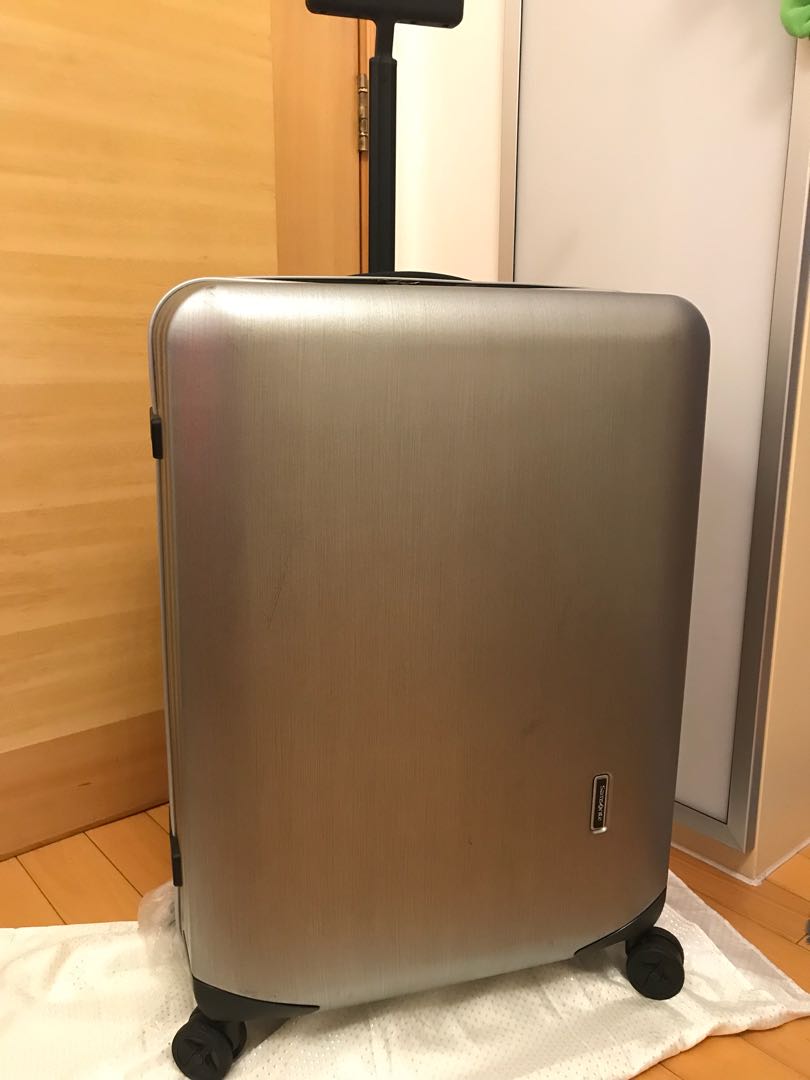 Samsonite inova 28 2025 spinner