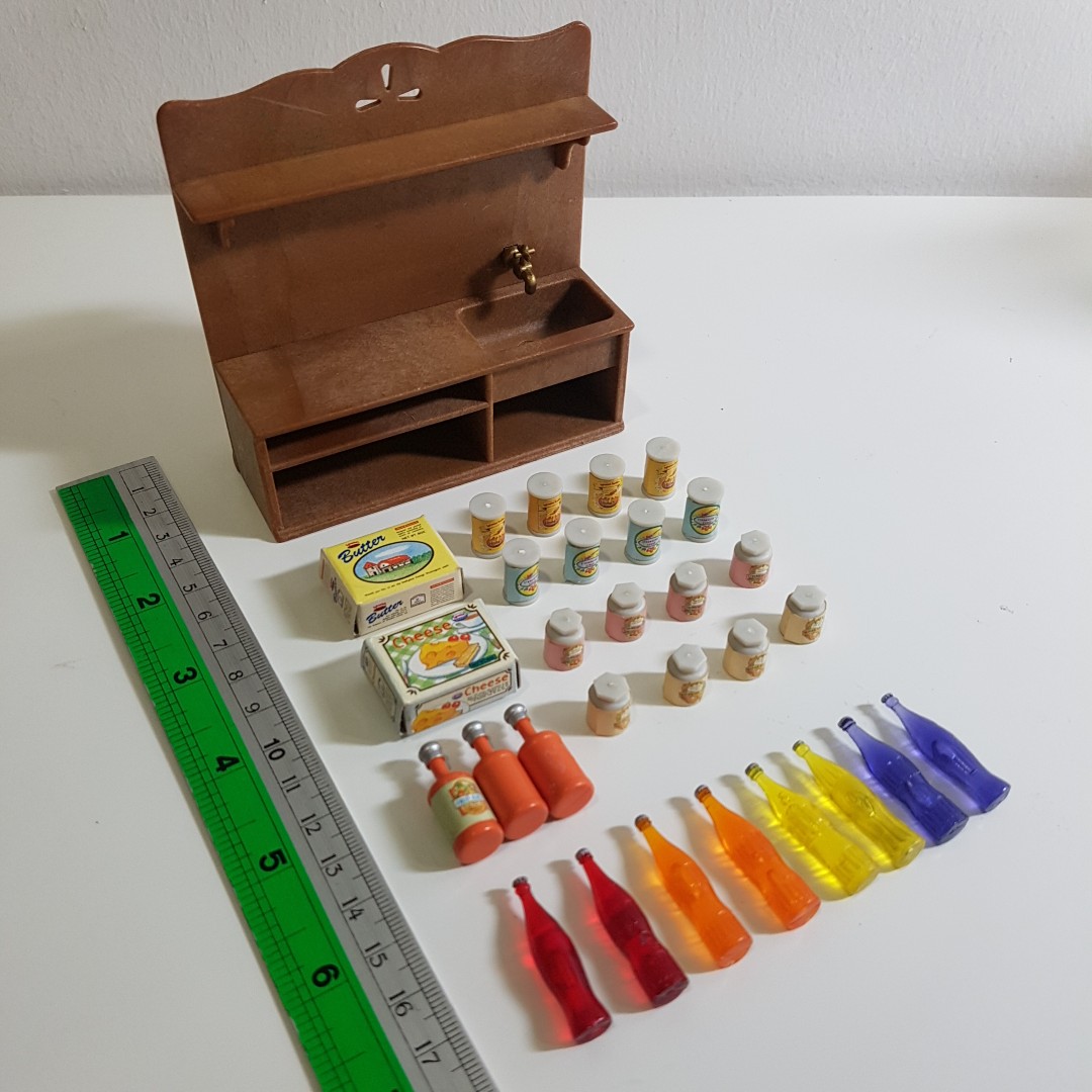 Sylvanian Families Storage Cupboard / Shelf / Sink Set, Hobbies & Toys